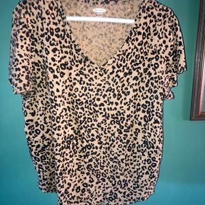Cheetah print old navy shirt
